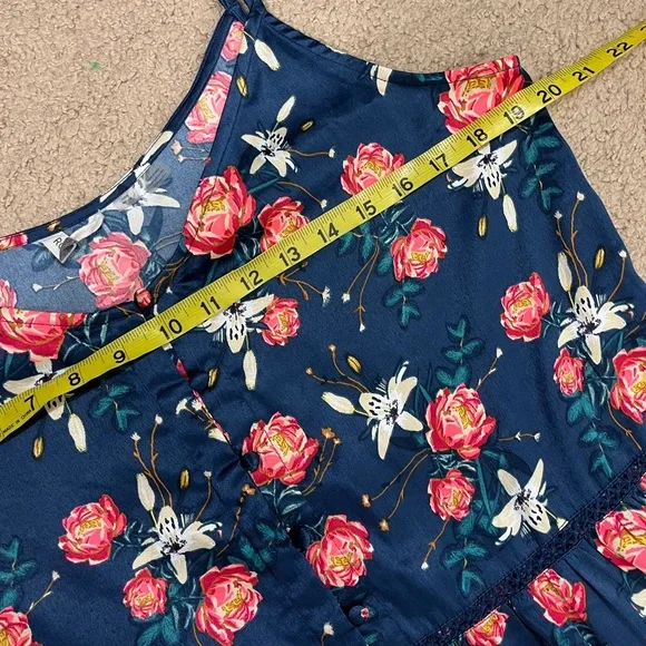 Navy Floral Roxy Cami Top L - Picture 4 of 6